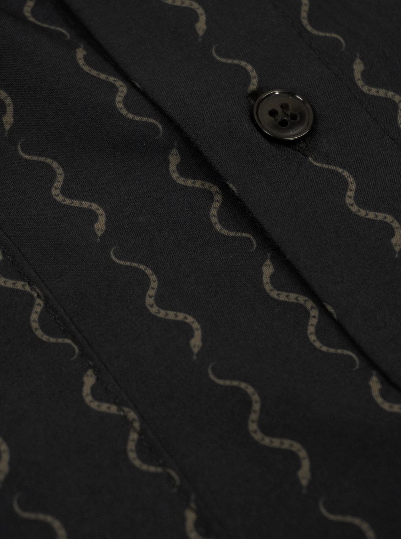 Howling Button Up Shirt - Shadow Snake - Image 5