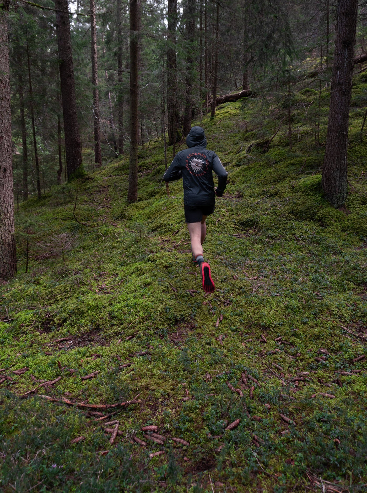 Trail T-Shirt Hoodie - Solo Escapism - Image 9